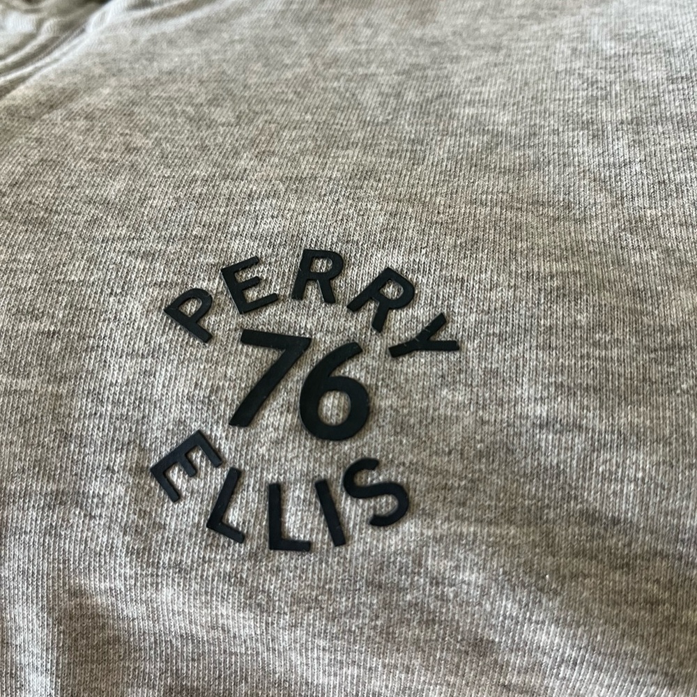 Perry Ellis 1/4 Zipper Pullover